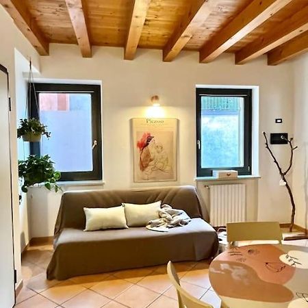 La Casa Di Nina - Appartamento 1 วาเลจโจ ซูล มินโช ภายนอก รูปภาพ